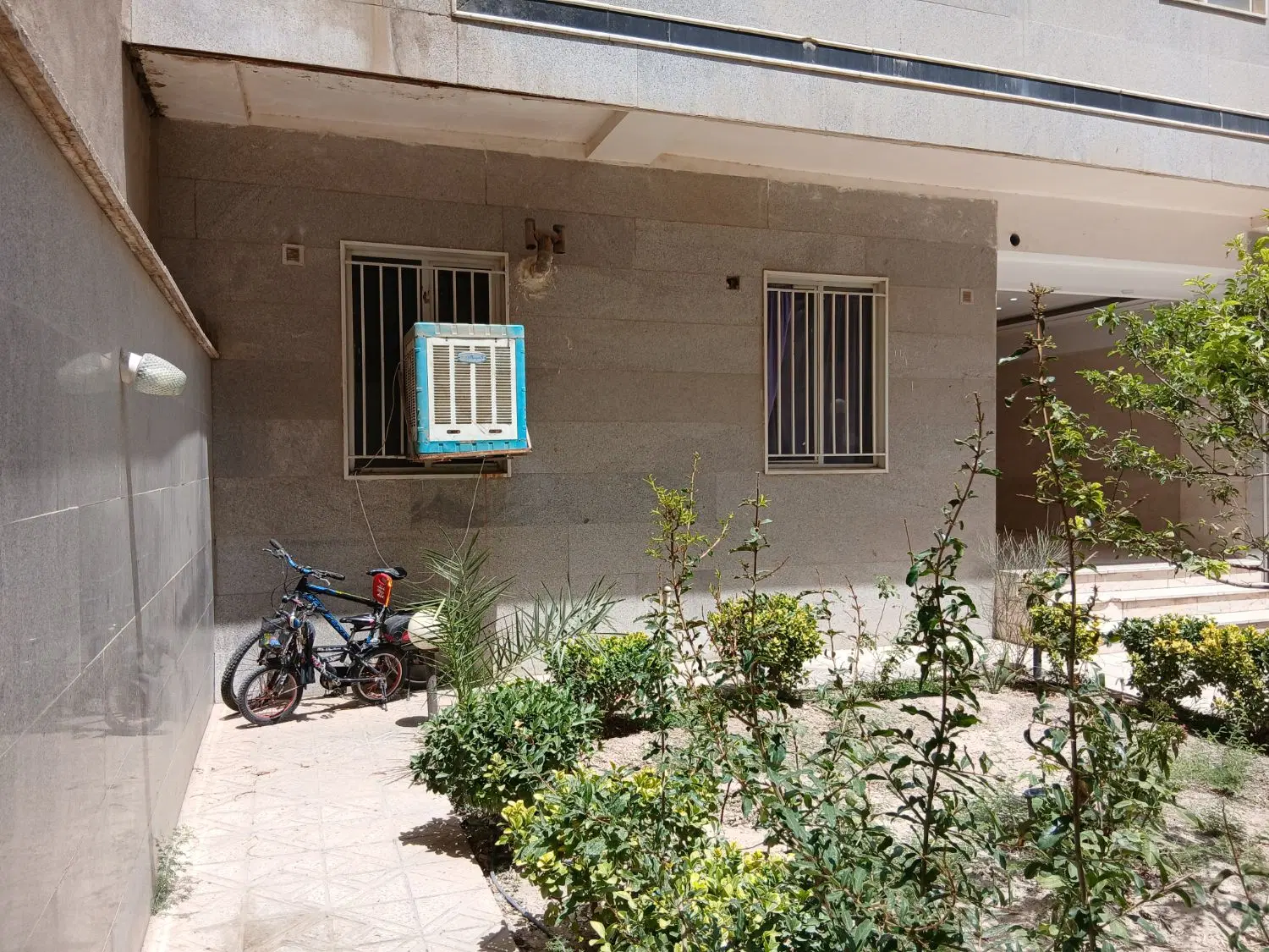 فروش45اپارتمان+200زیرزمین باسند