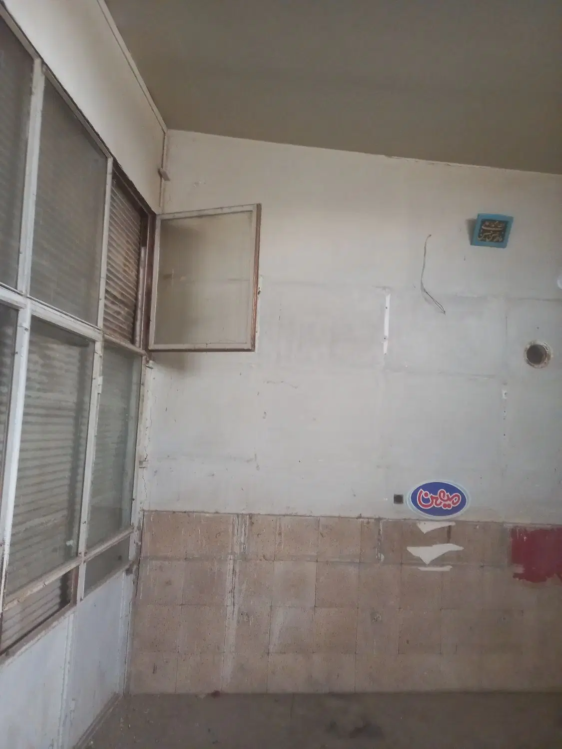 اجاره انباری در باسمنج