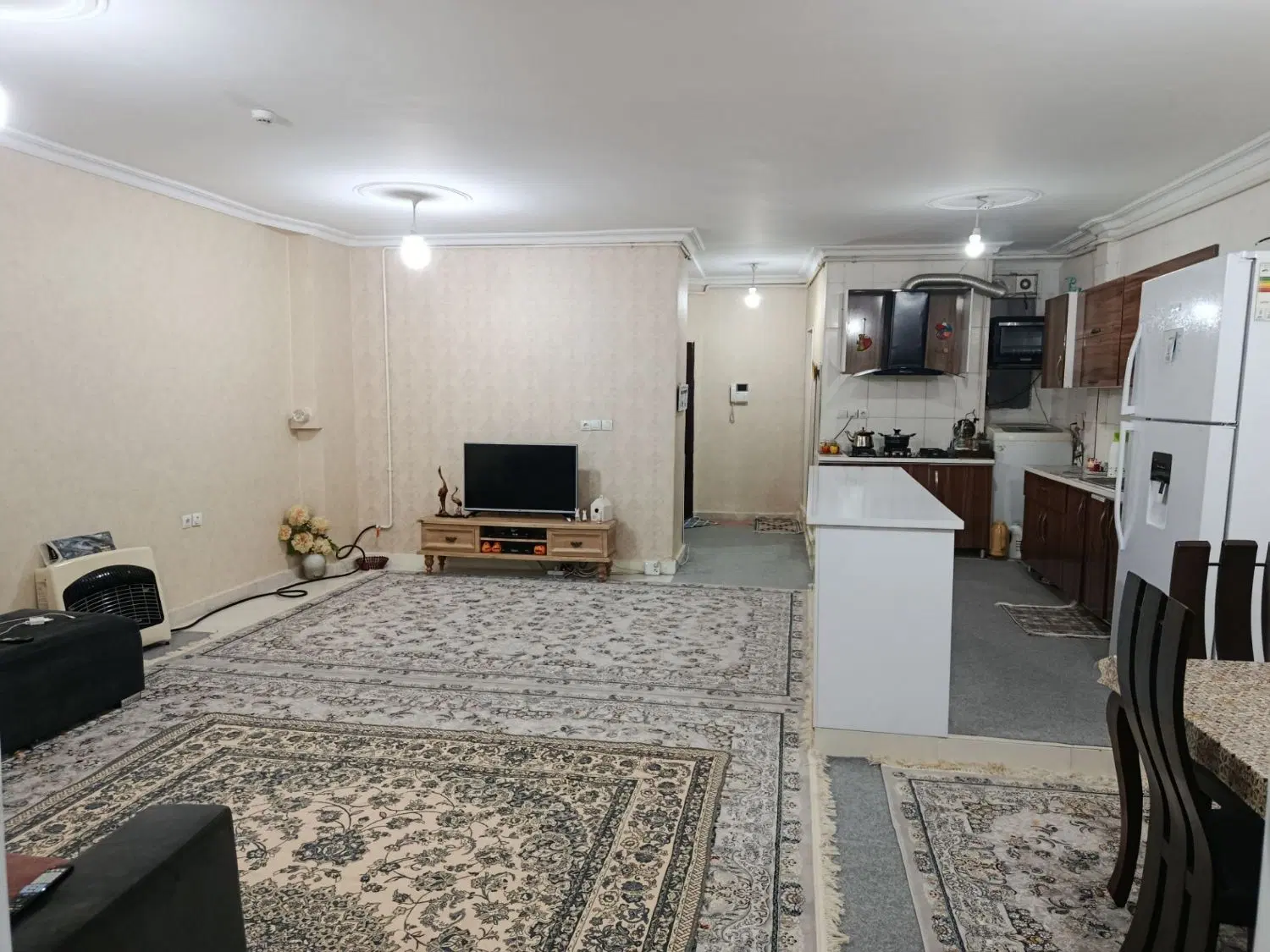 آپارتمان۹۴متر،ایستگاه۴فرح آباد