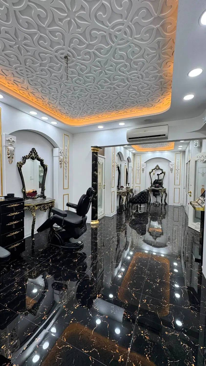 اجاره فضا در سالنی جوازدار تجاری لوکس سه طبقه