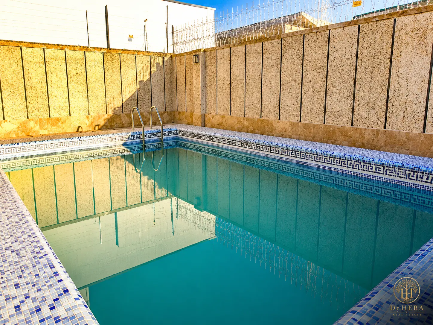 ۷۳۰متر باغ ویلای لوکس شهرکی _ قیمت استثنائی