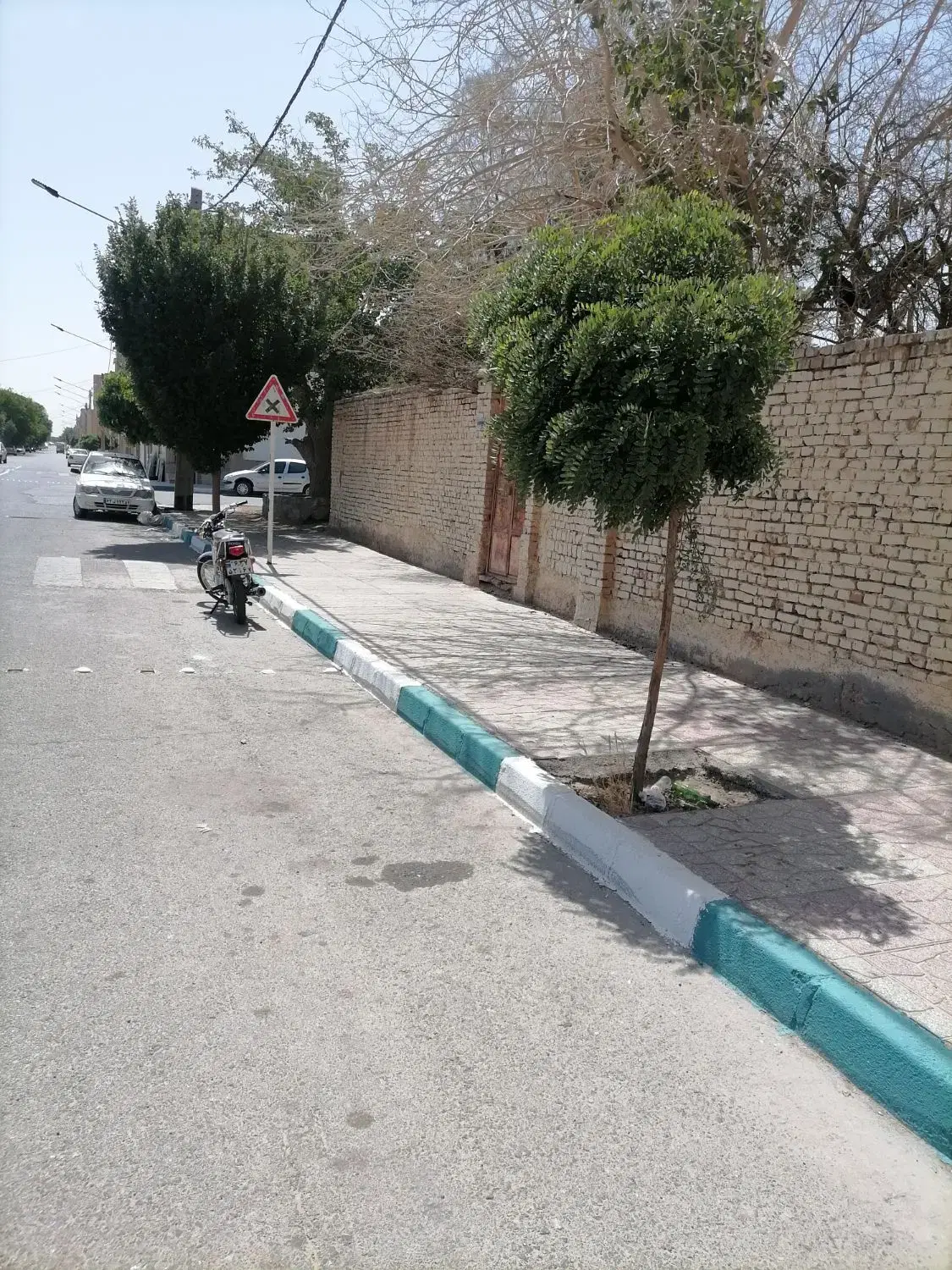 120 متر زمین جهت سرمایه گذاری کنار خیابان اصلی