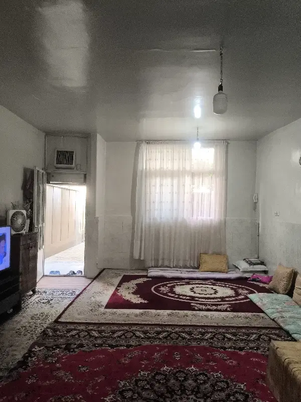 ۷۰متر طبقه همکف با حیاط مستقلات