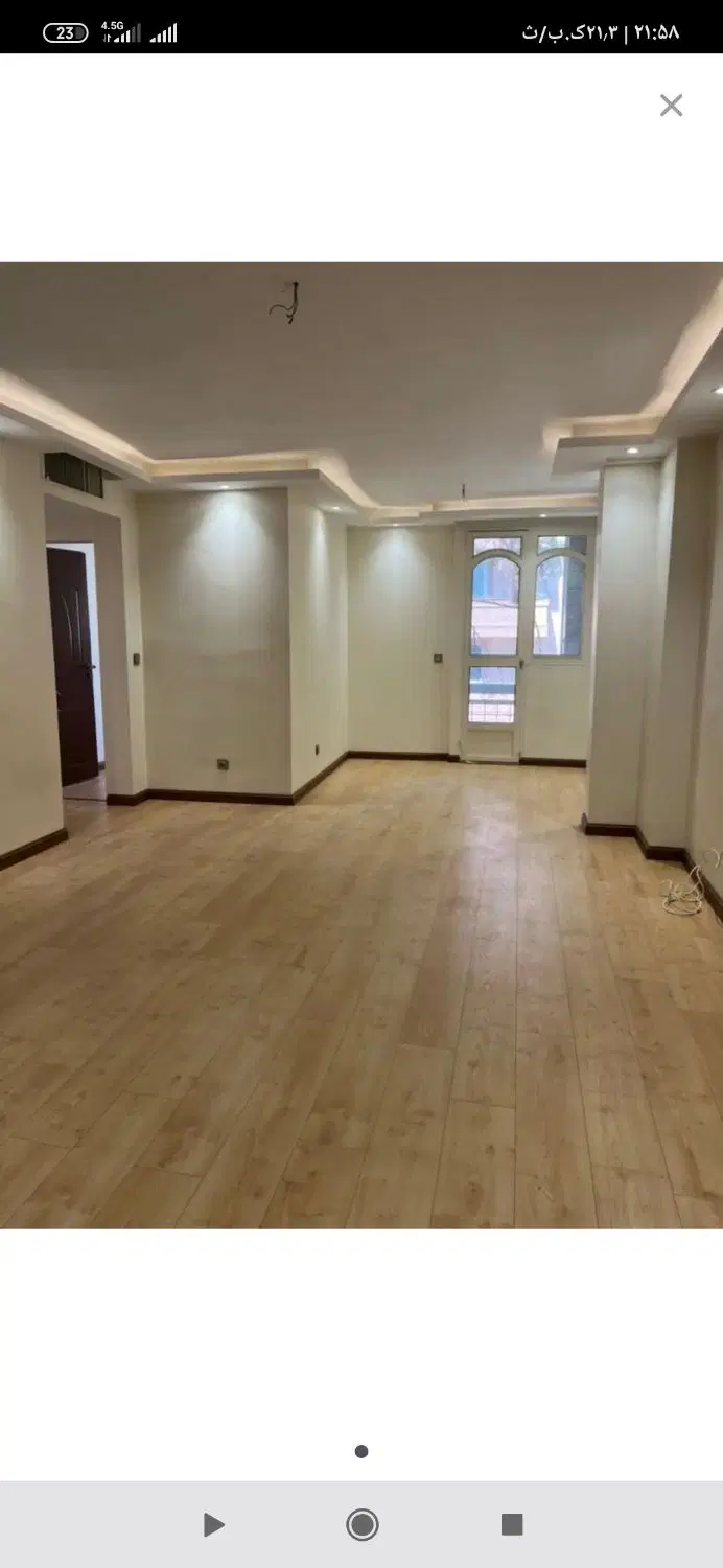 واحد ۸۲ متری سنددار واوان