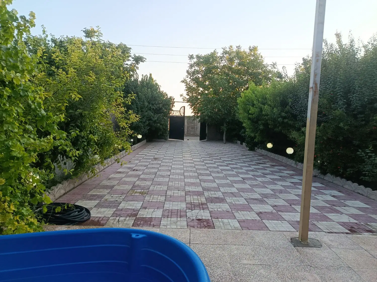 باغ ویلا مبله با لوکیشن فوق‌العاده