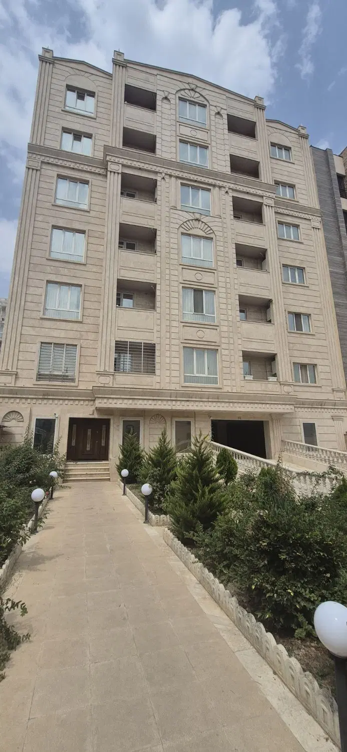 فروش زیر قیمت واحد کلید نخورده