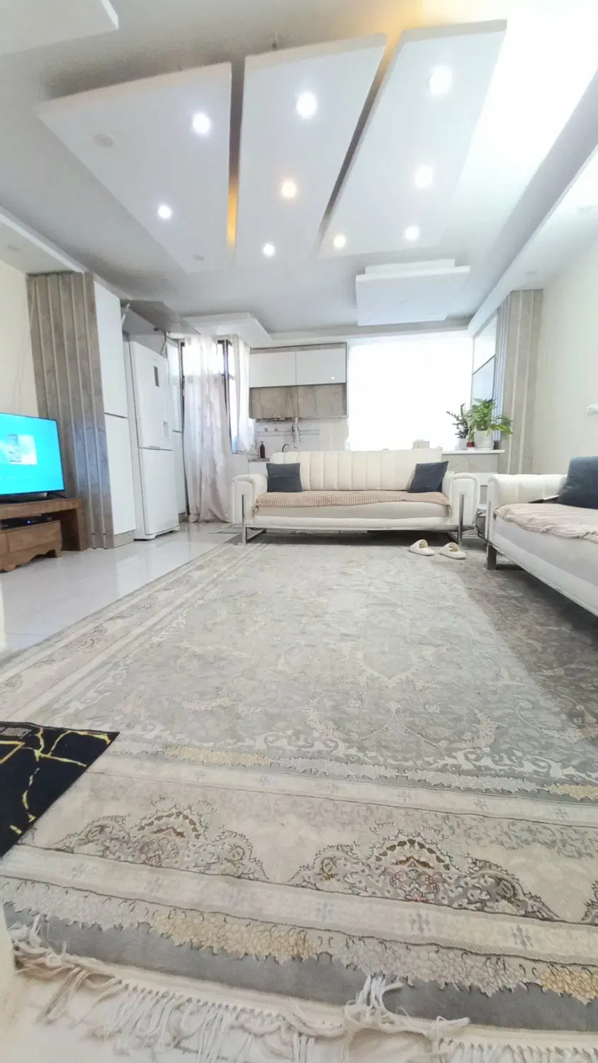 ۴۵متر تلفیق نور و معماری روبه نما سند تکبرگ