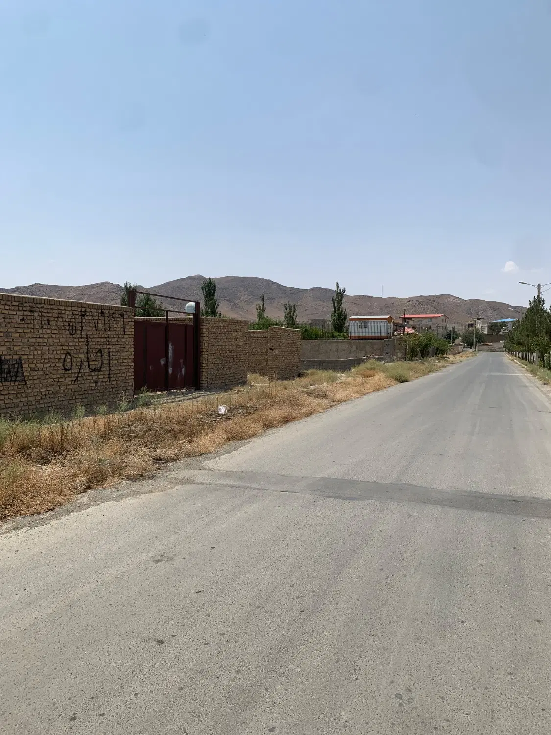 چهاردیواری در صفادشت