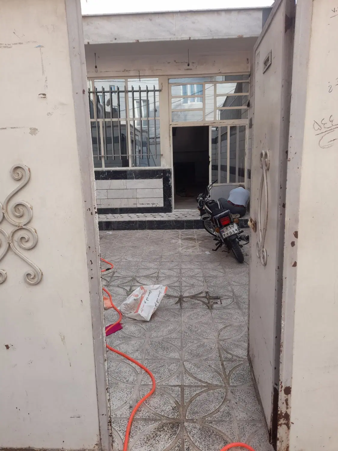رهن یا اجاره خانه ویلایی (دربست) با جای پارک