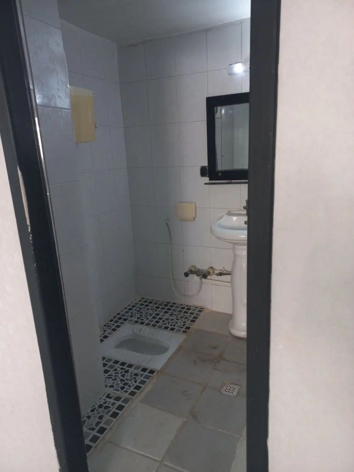 فروش  آپارتمان شیک محله سی۴