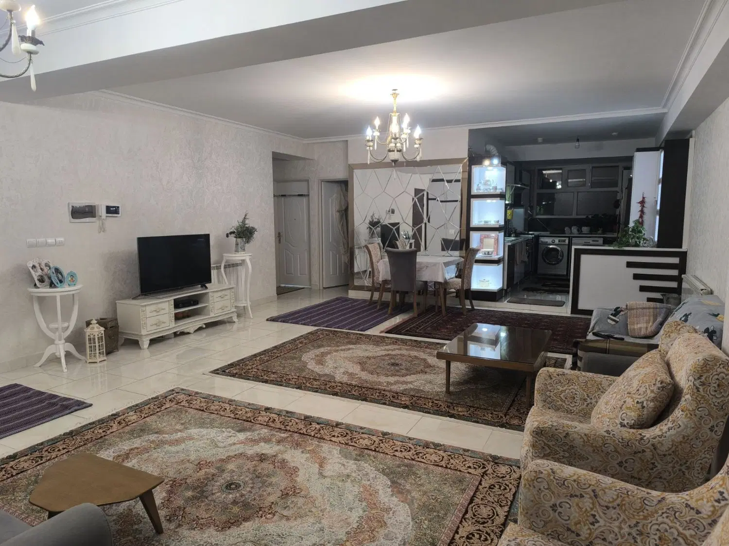 آپارتمان ۱۲۷ متر جنوبی آبرسان بلوار گلکار