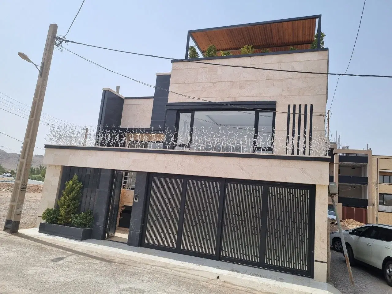 دوطبقه کلیدنخورده سنددار مهراوران فاز۱ لوکیشن خوب