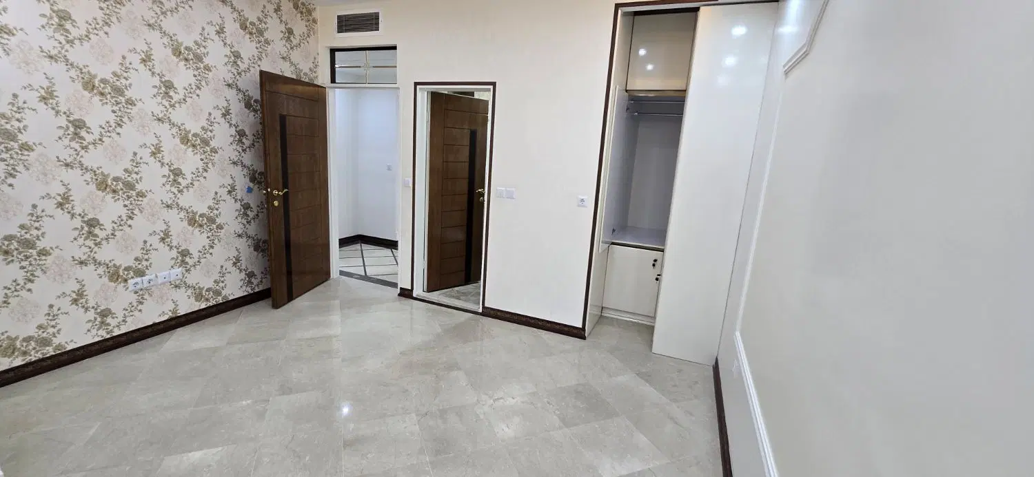 135 متری مقداد رهن