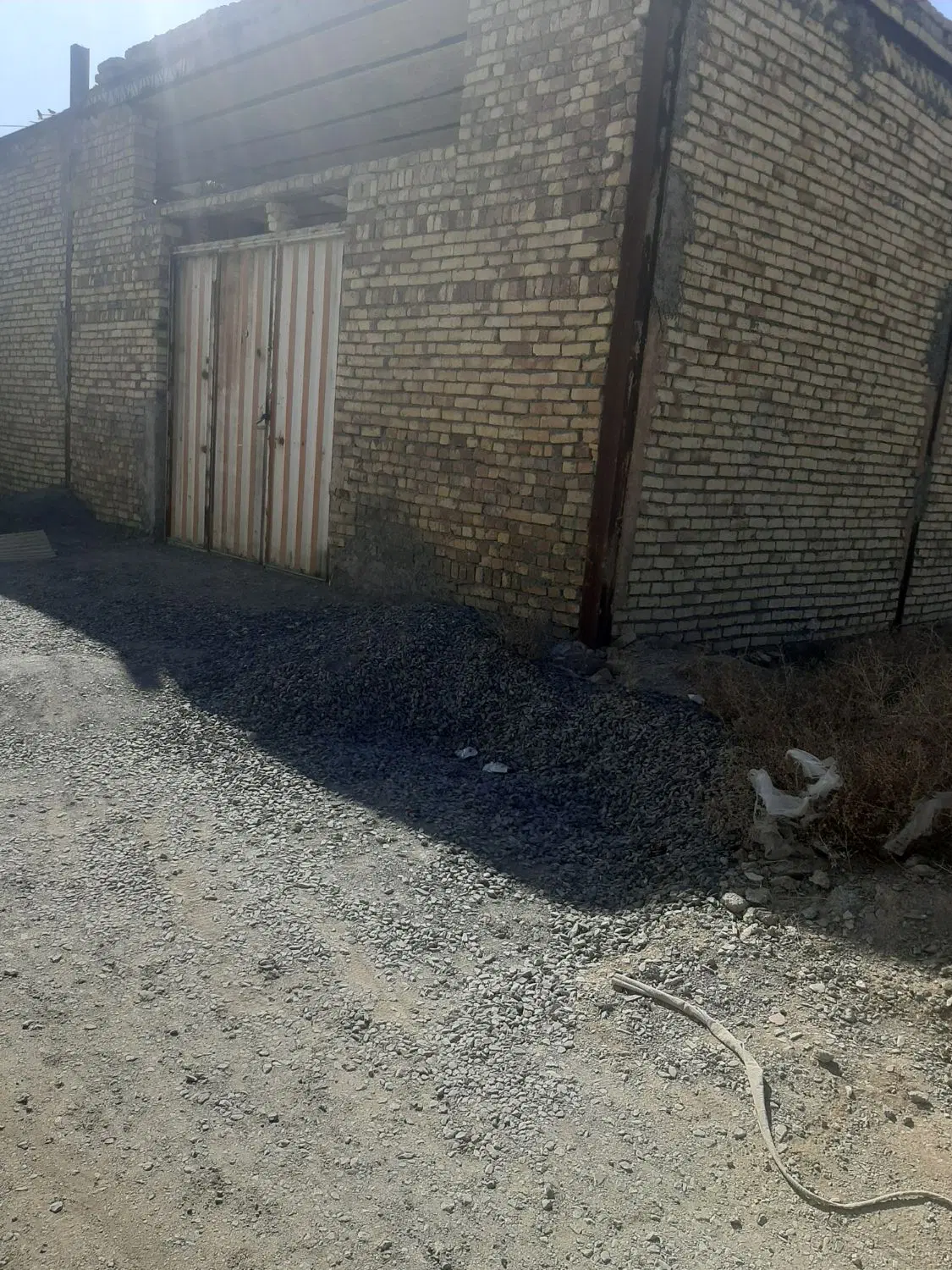 ۱۶۰متر نیمه‌ کاره مرزیجران