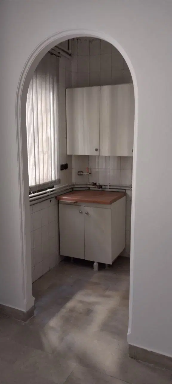زرتشت غربی  ۴۵ متر