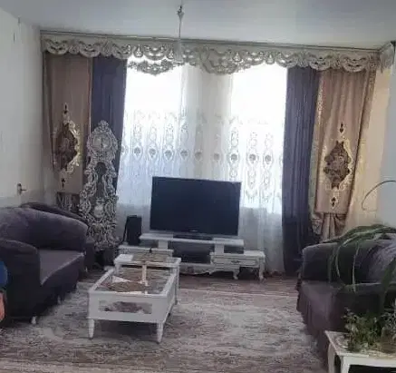 طبقه دوم ملک دو طبقه