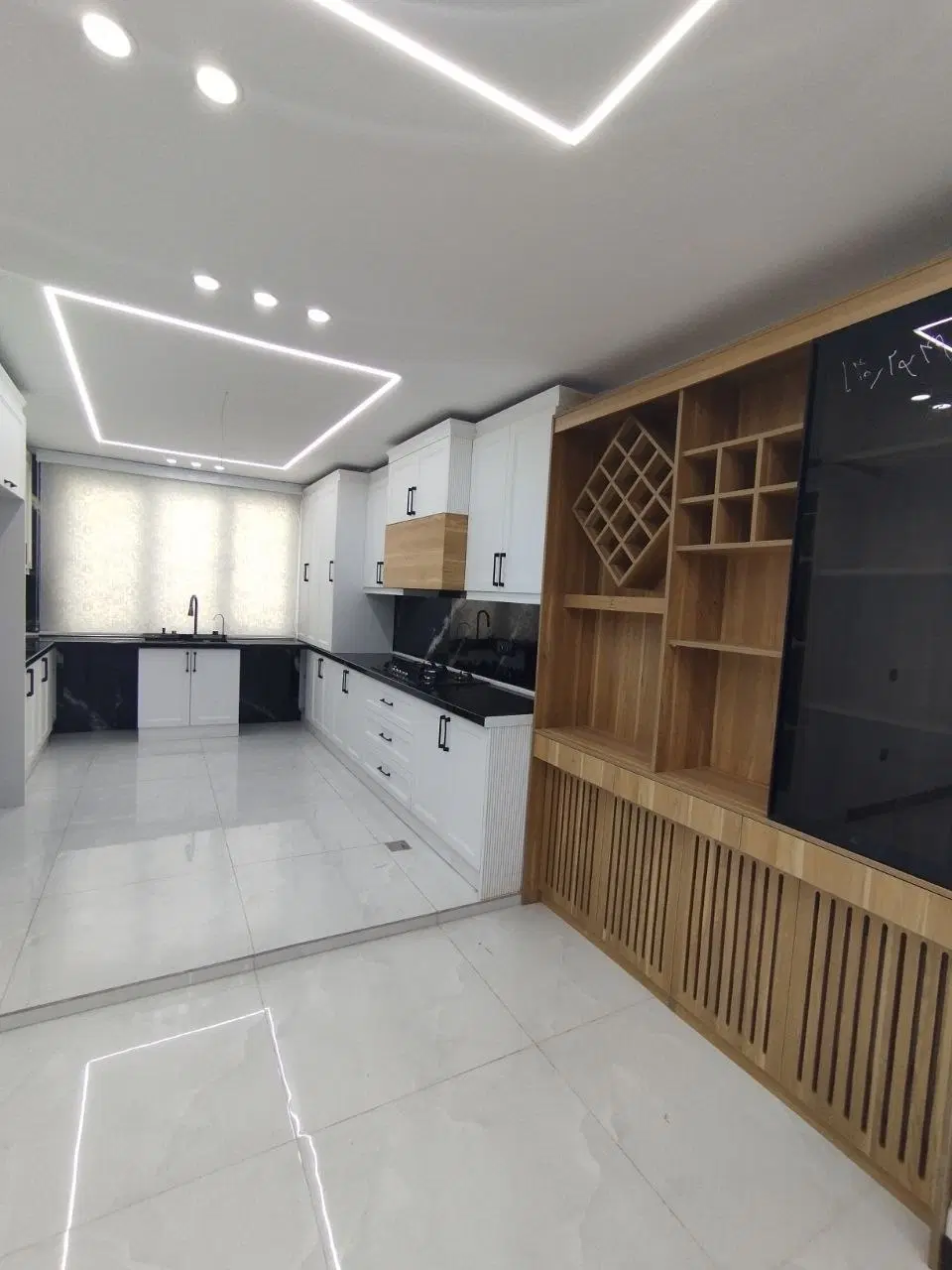 ۷۵متر _۲خواب_دارای سندتک برگ_ پارکینگ انباری