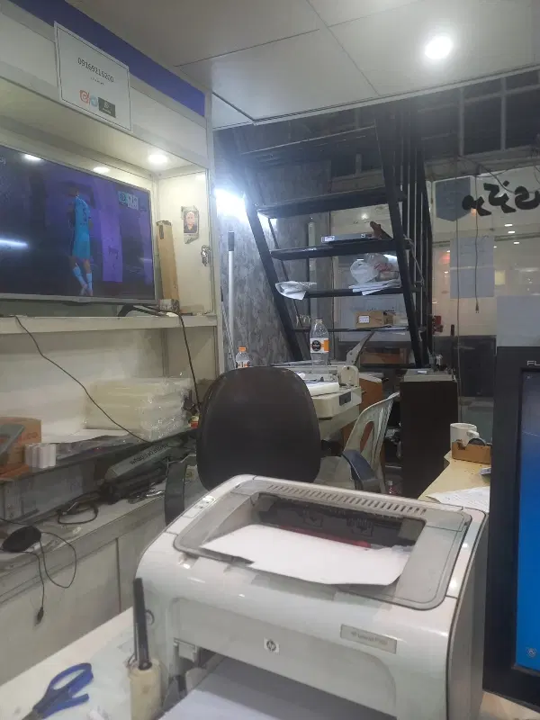 اجازه بالا مغازه