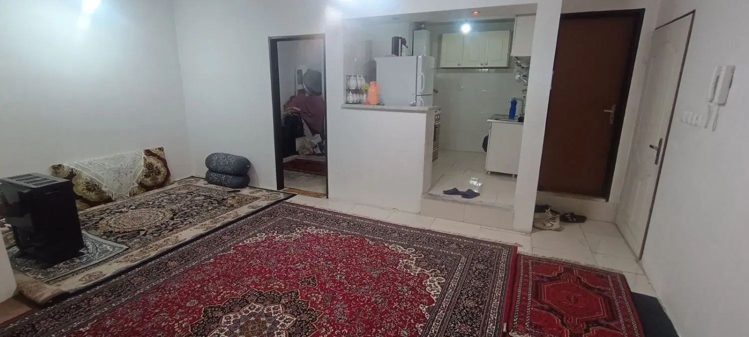 آپارتمان ۶۸ متر طبقه ۱ بحر ۱۶ متری