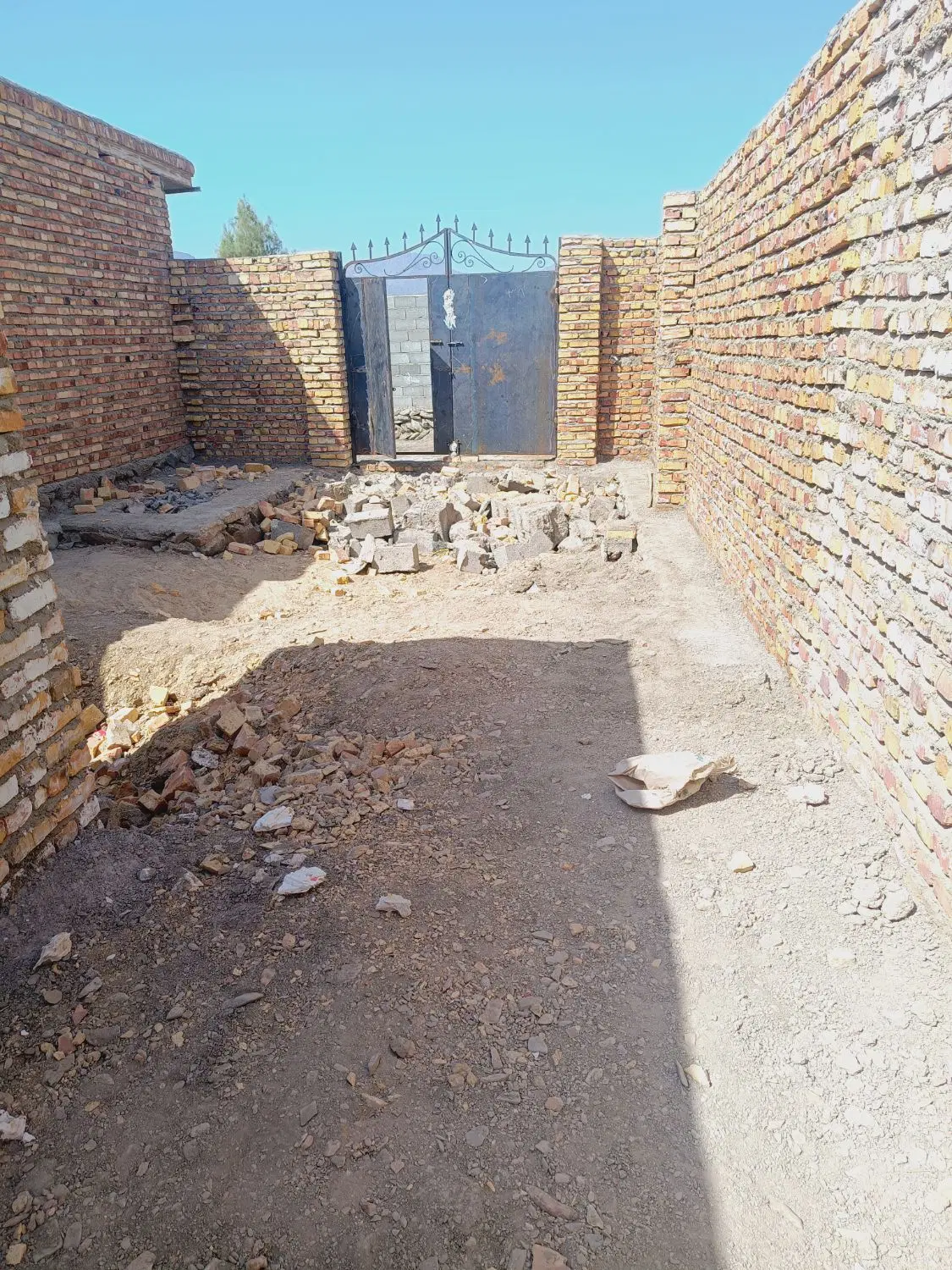خانه خالق آباد