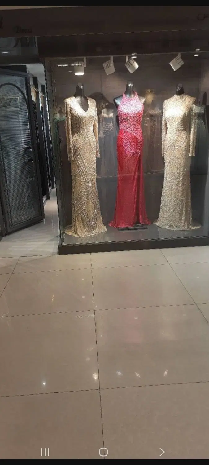 مغازه ۳۰ متری مرکز خرید ونک