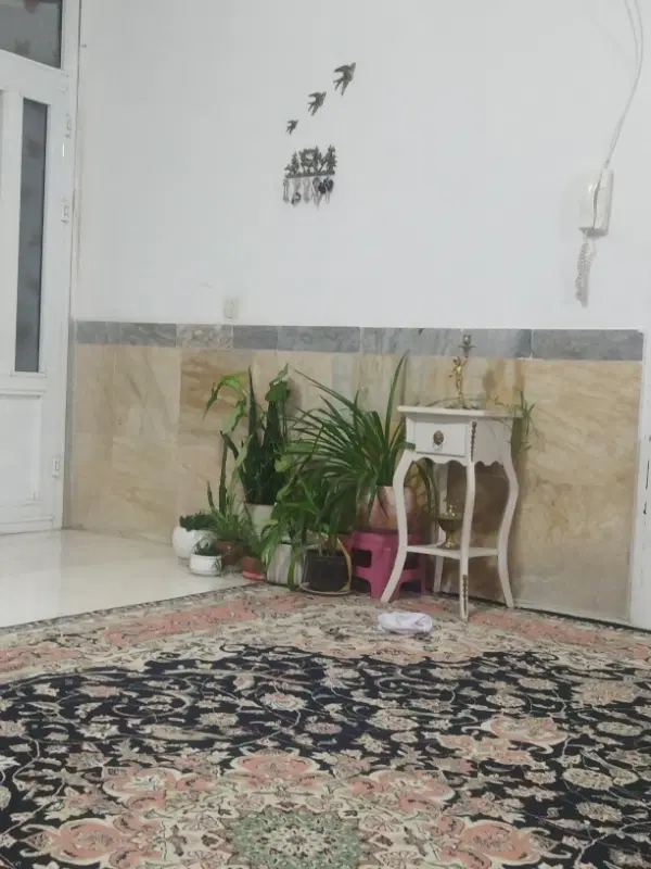 ویلایی یک خوابه طبقه همکف