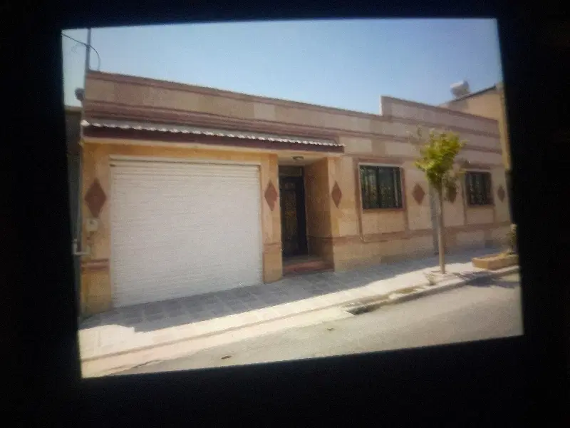 اجاره خانه همکف ۱۵۰ متری در زرند
