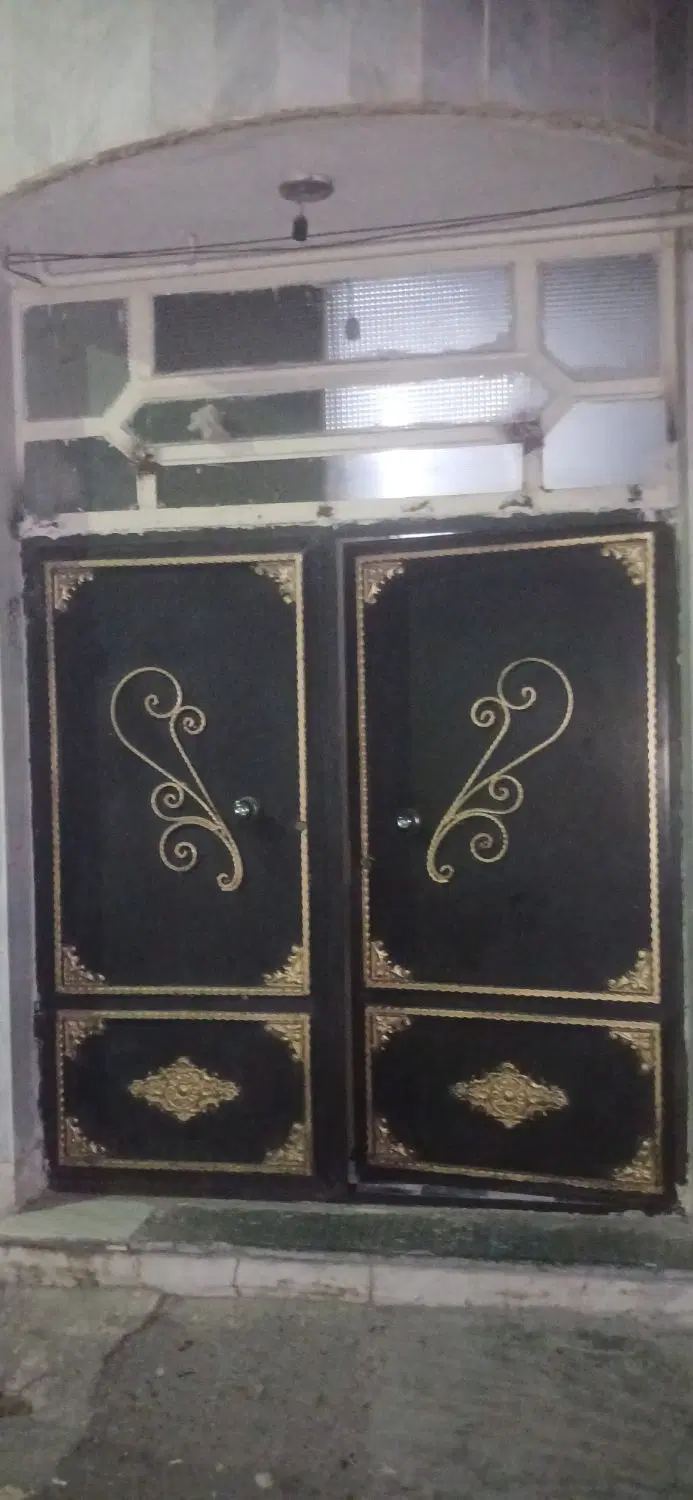 منزل دواتاق خوابه درب مجزا درسرچشمه