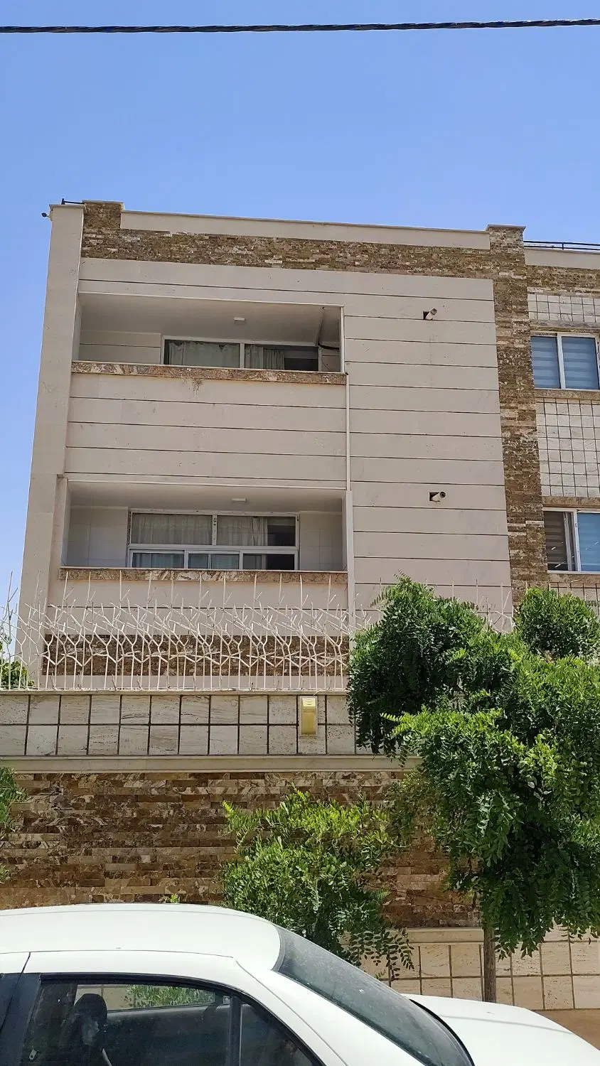 آپارتمان ۱۵۶ متری شهرک سیمرغ