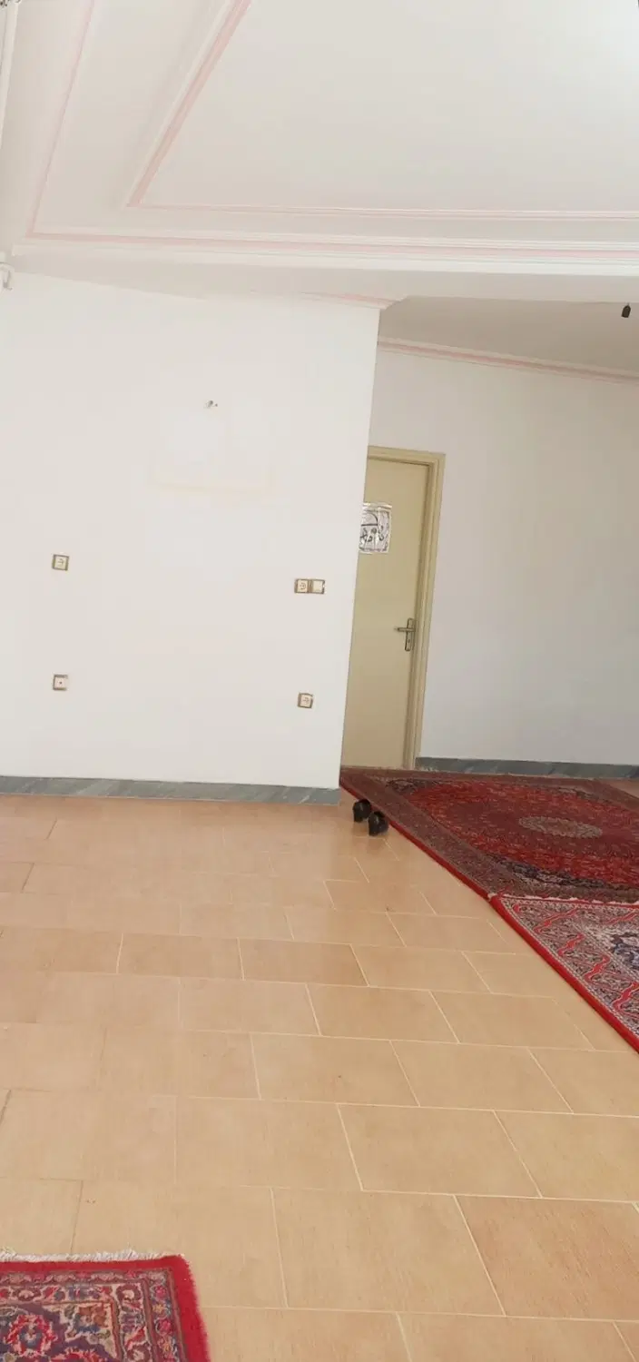آپارتمان ۱۱۰ متری در کوی پلیس فروشی