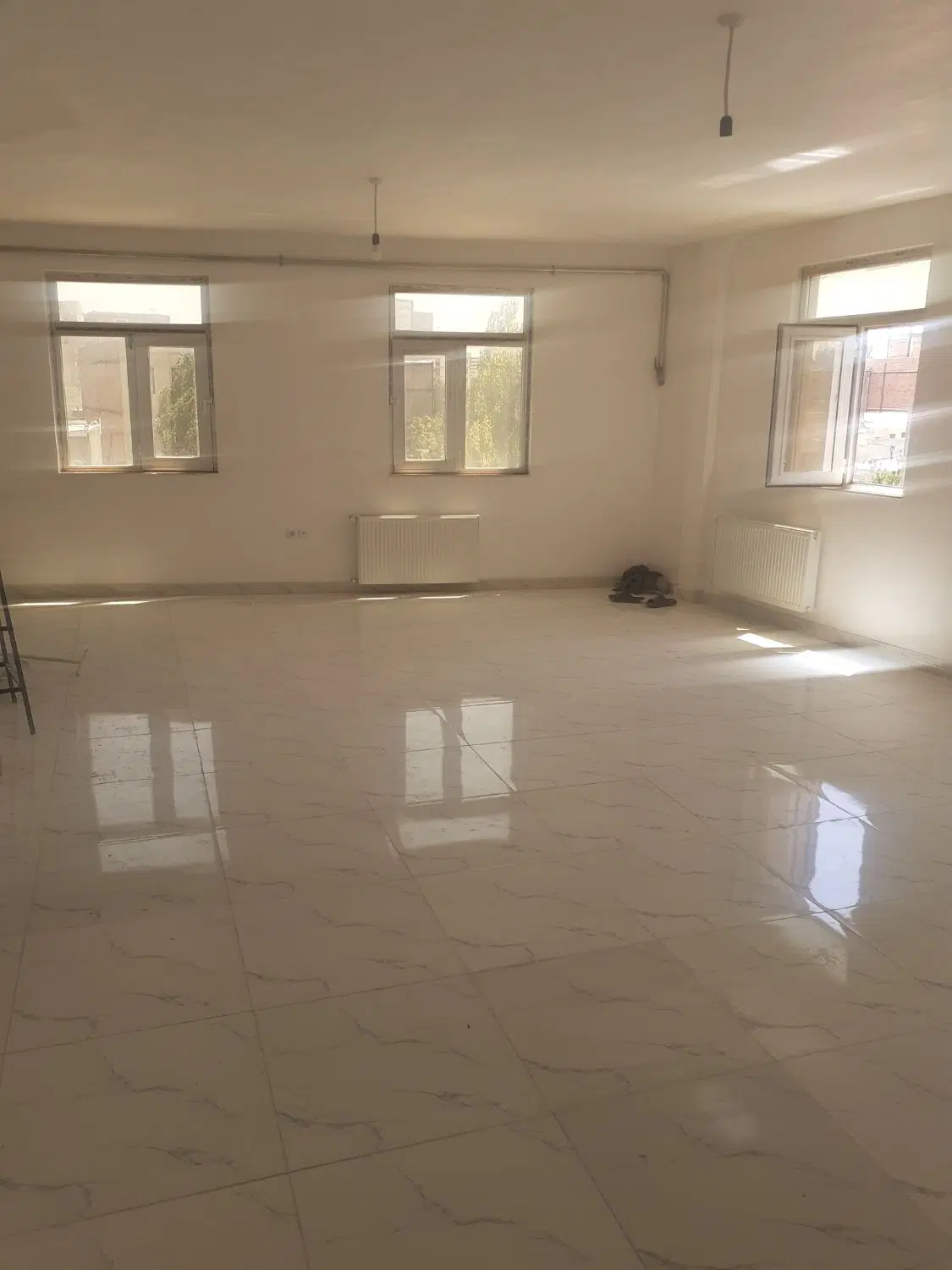 واحدلوکس۴طبقه سوم بهترین موقعیت (ملاباشی)