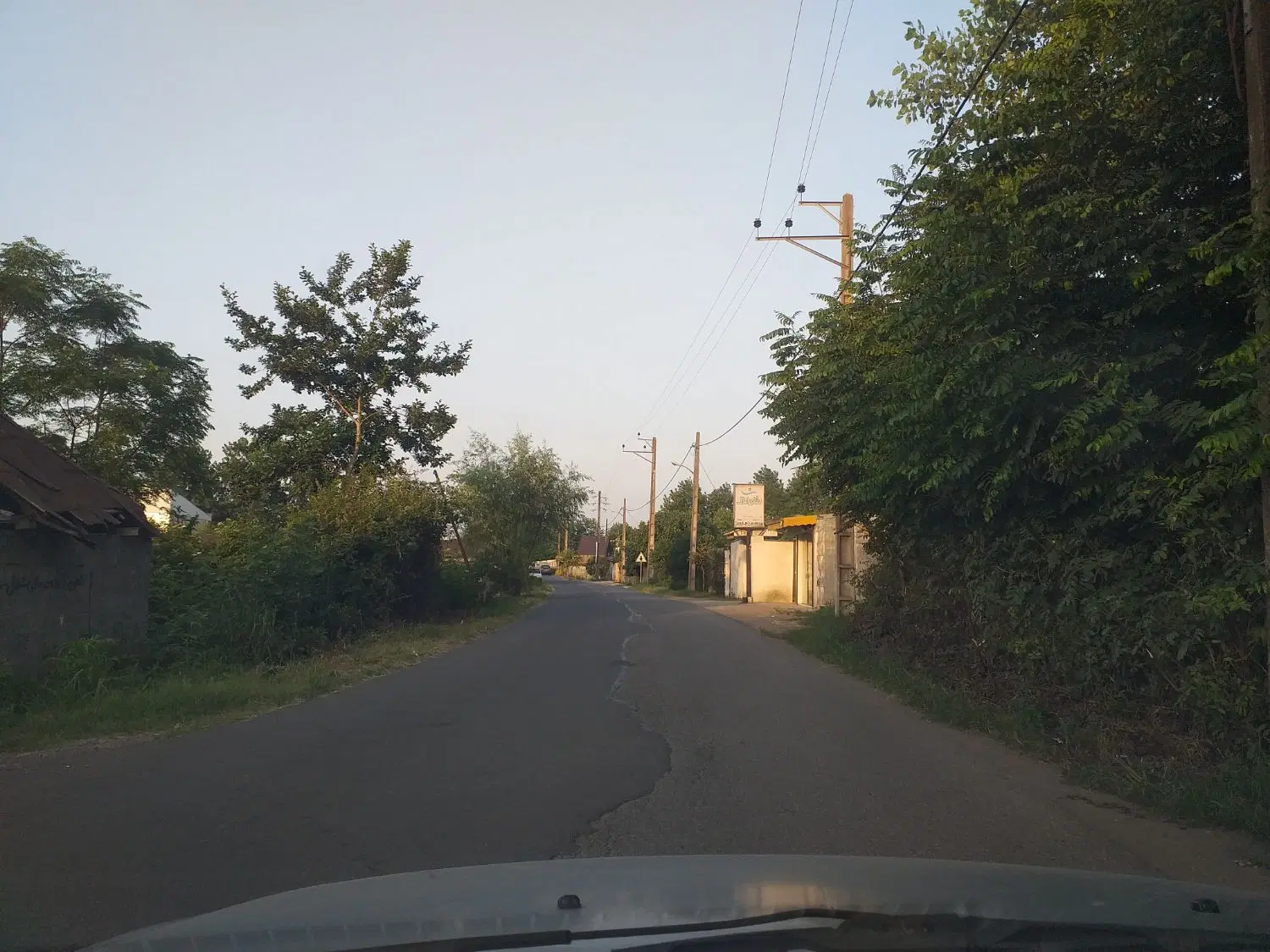 ۲۰۰متر زمین دو بر تجاری مسکونی در تربگودی انزلی