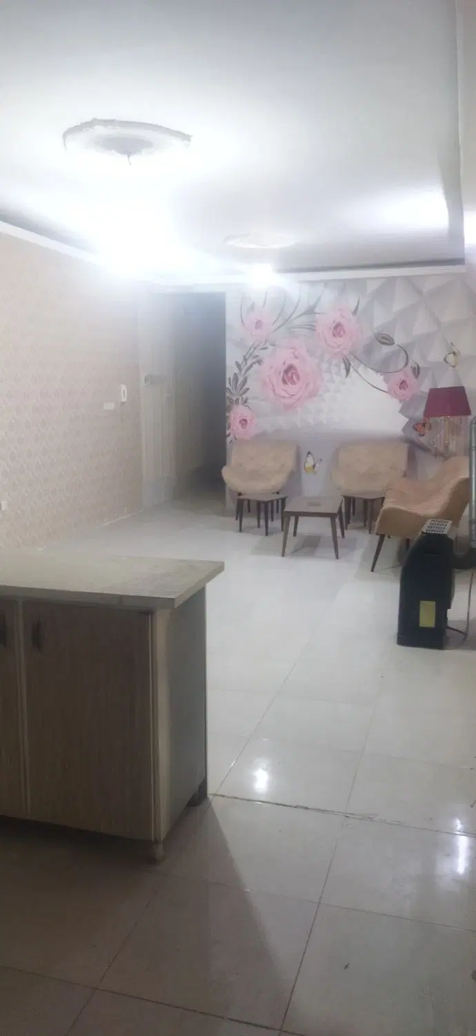 واحد ۷۵متری_ پارکینگ اختصاصی