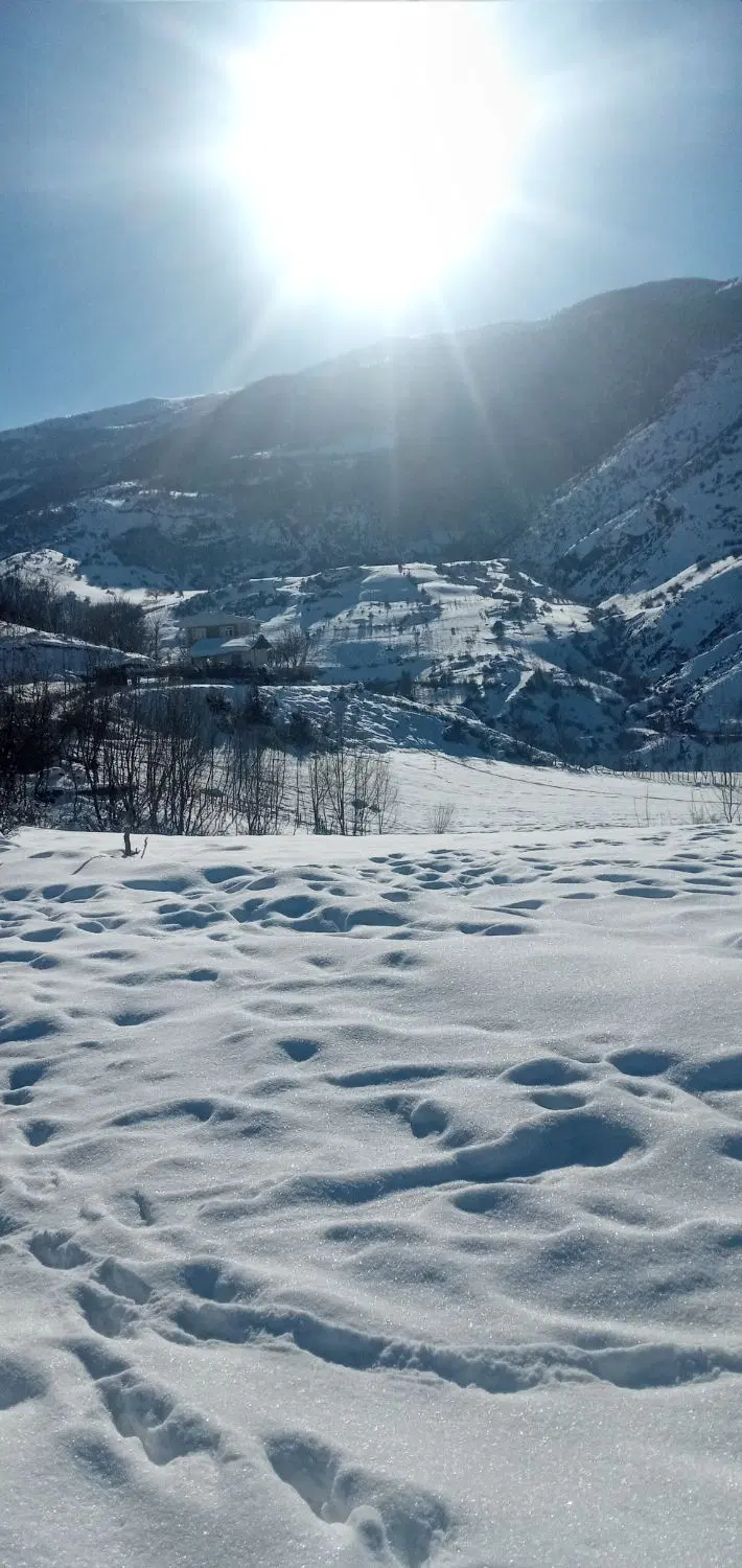 زمین شمال بخش زیبای کوهستانی خورگام