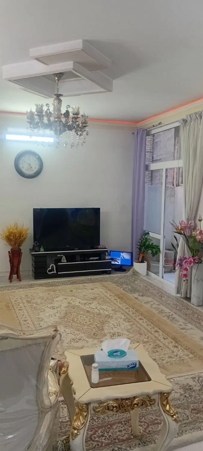 اپارتمان 75متری شیک وتمیز