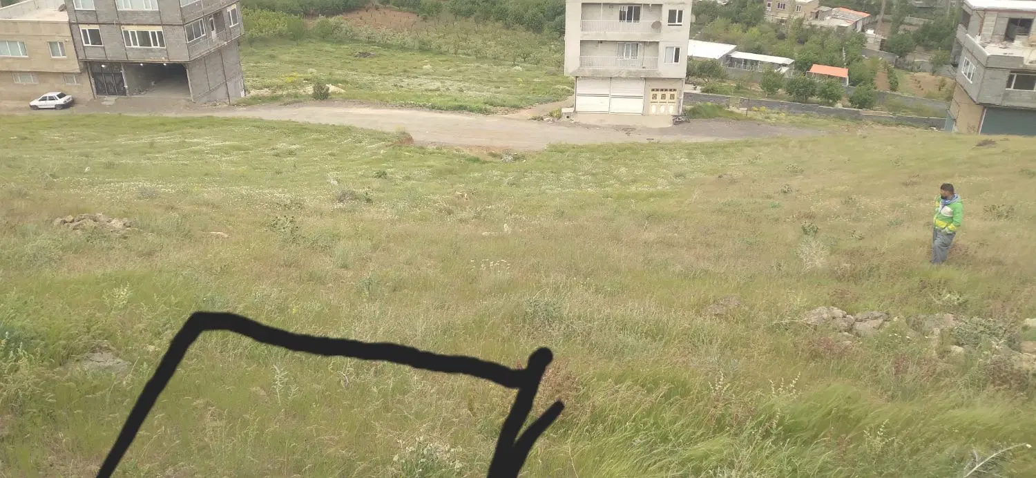 ۱۰۰متری  دو نبش