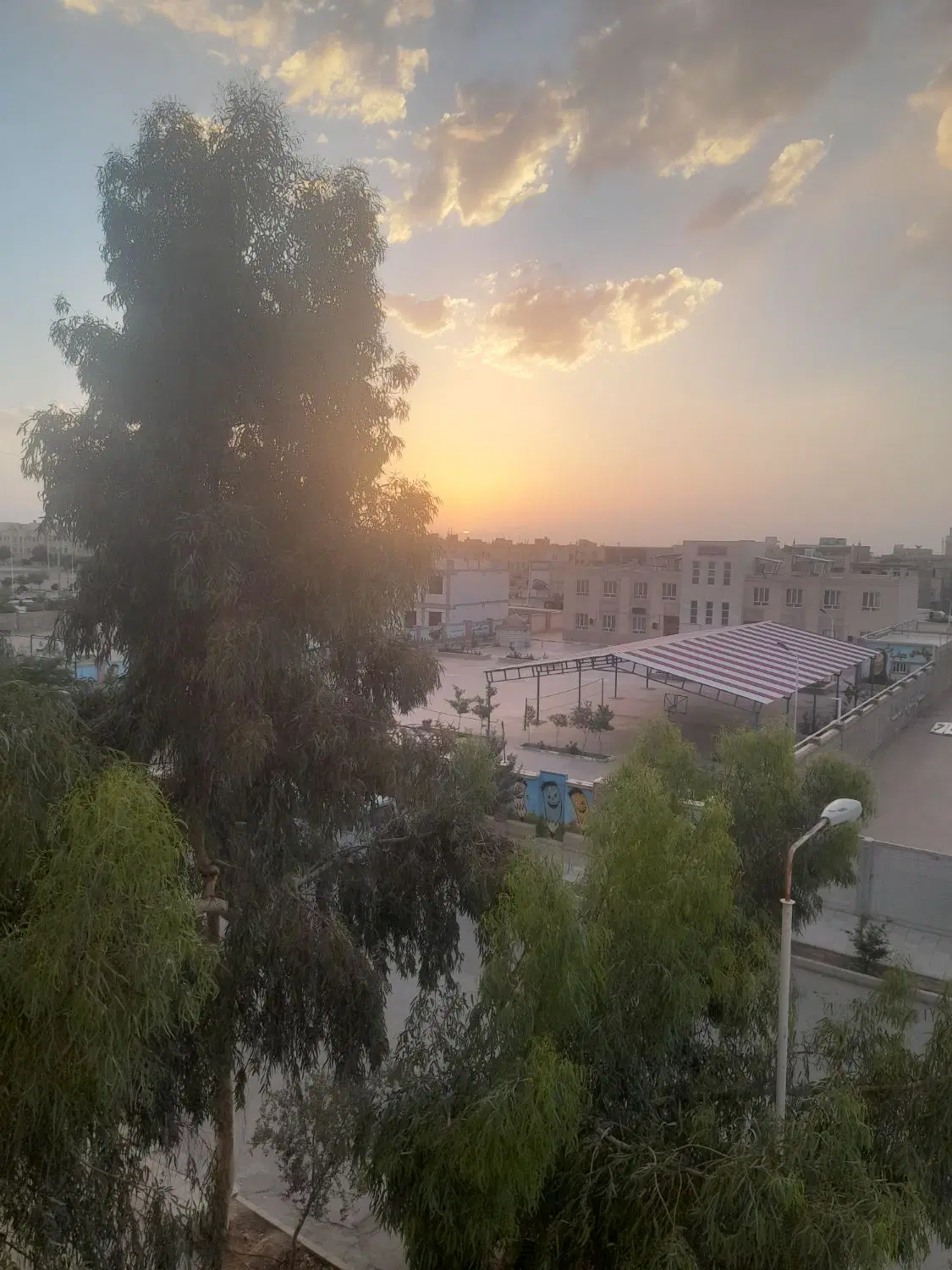 خونه یه خواب حیاط دار