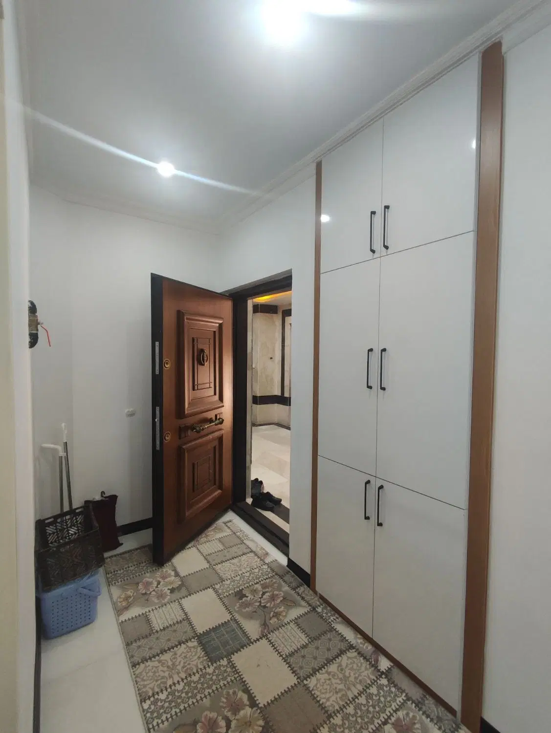 ۱۳۵ متری ، ۳ خواب ، ۵۰ متر حیاط انحصاری