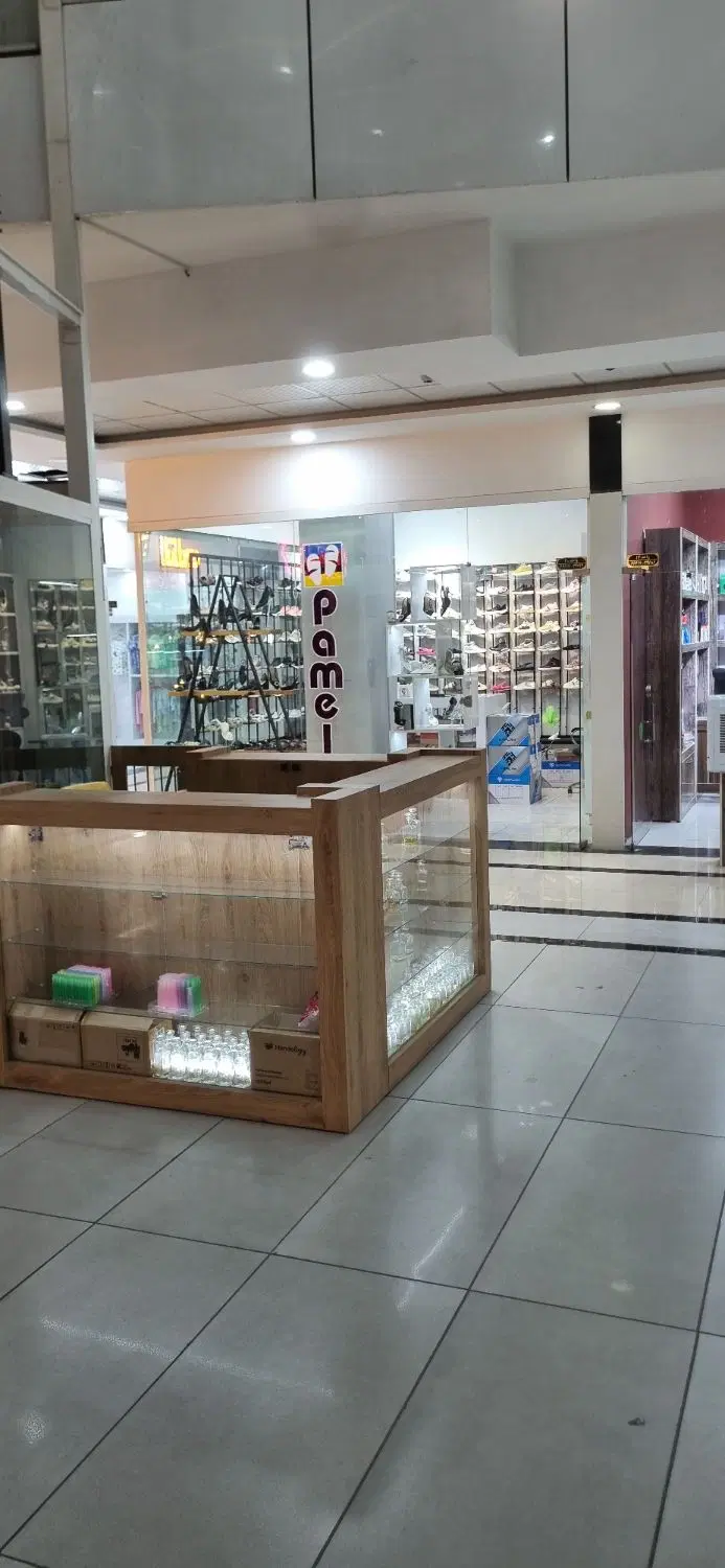 واگذاری مغازه کفش فروشی پاساژ پردیس