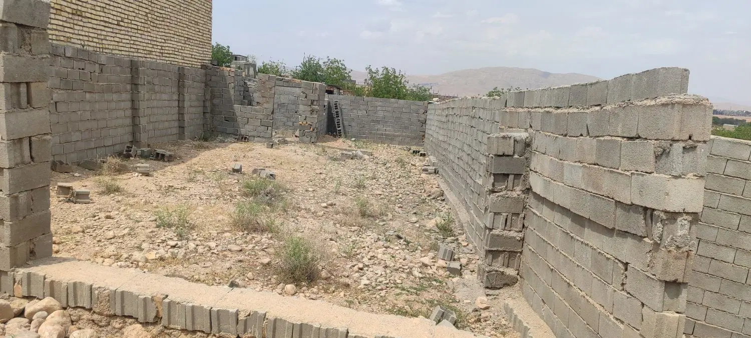 زمین ب متراژ 160متر 8.20