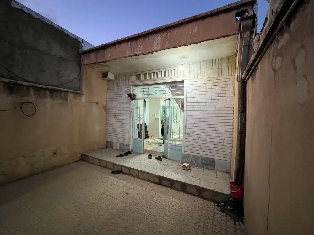 مسکن پشت بازار