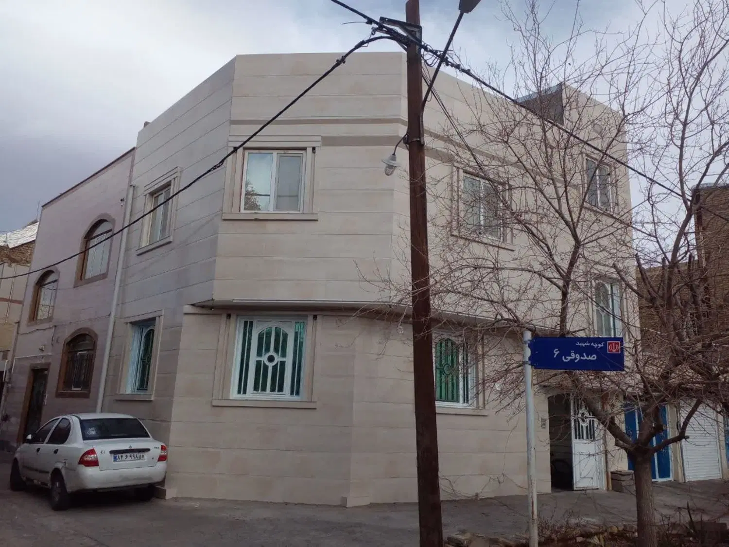 ویلایی ۱۱۰متری راه جدا