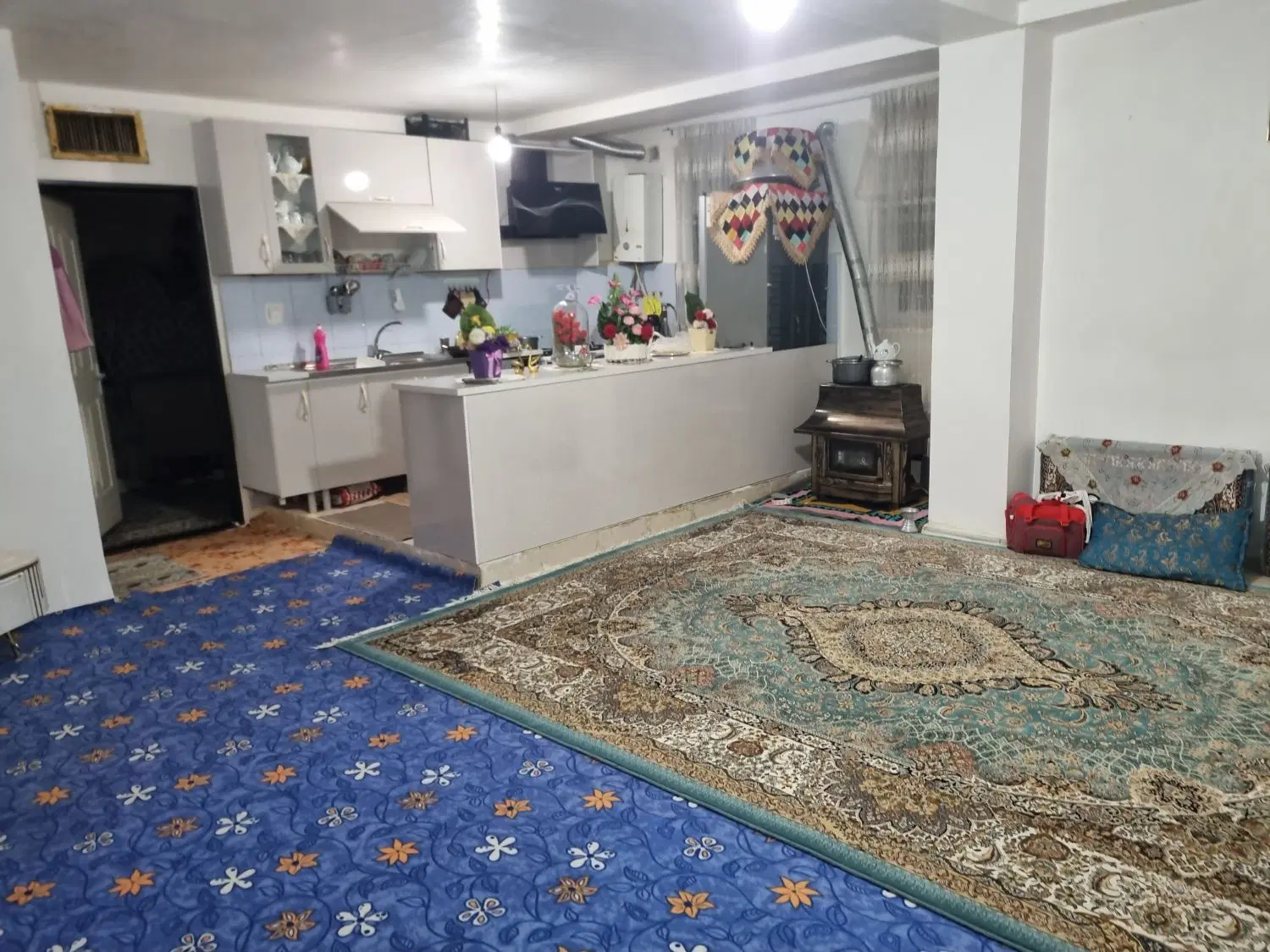 واحد فروشی