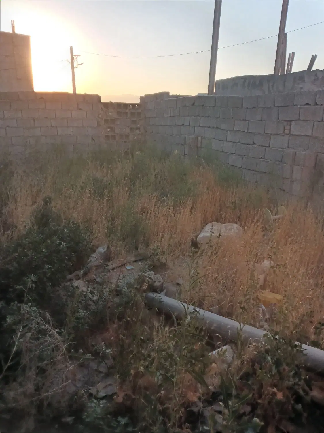 زمین حصار در آخماقیه
