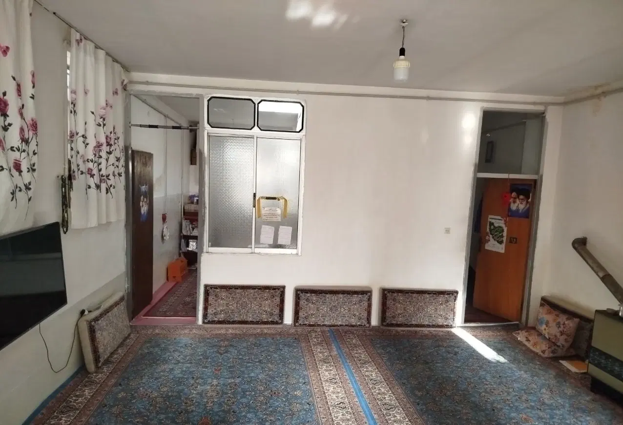 خانه ویلایی حافظیه نورگیر