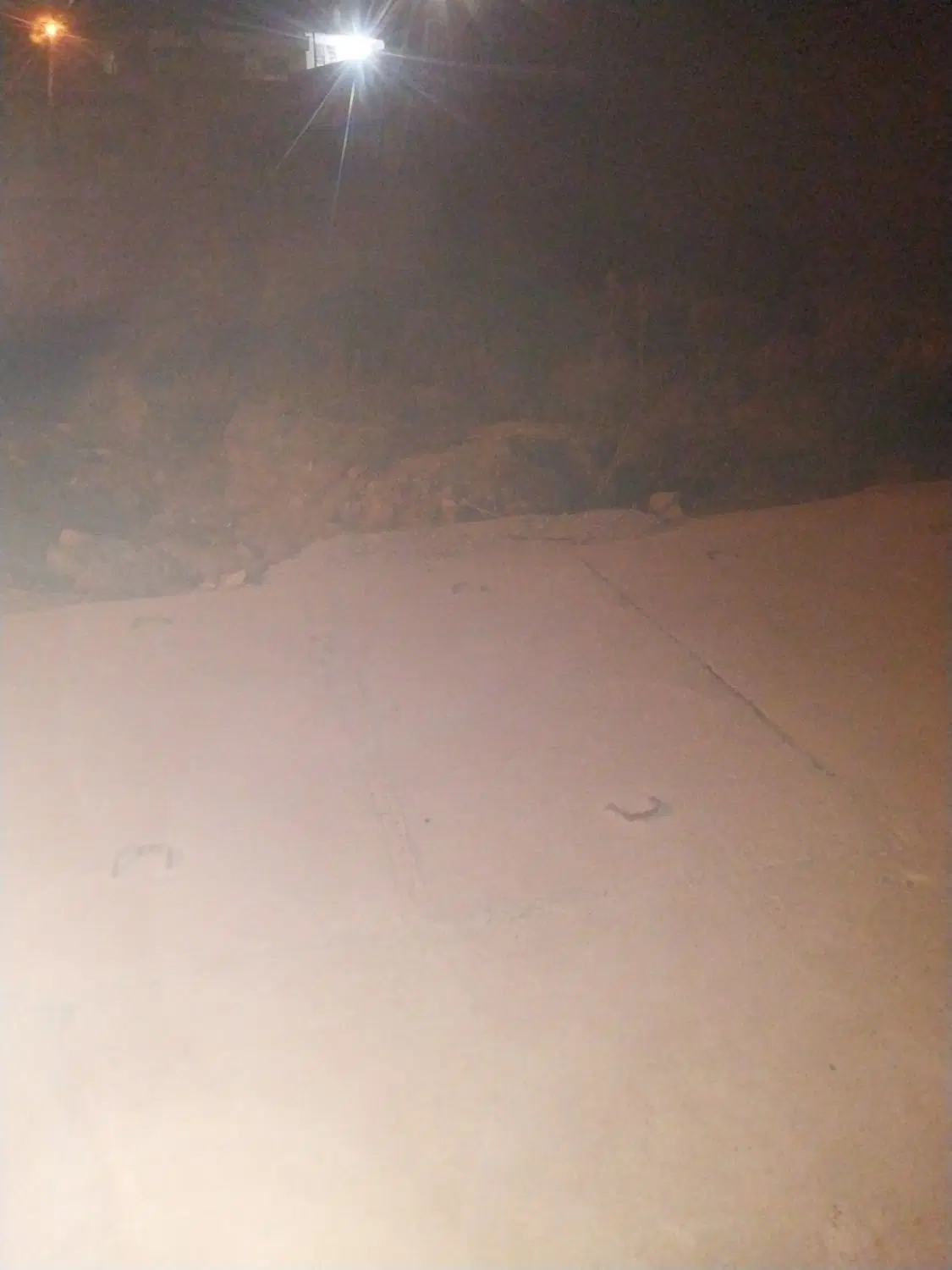 زمین روستای چم انجیر