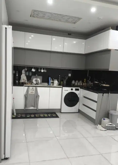 آپارتمان__تاپ لوکیشن__تمیز تخلیه