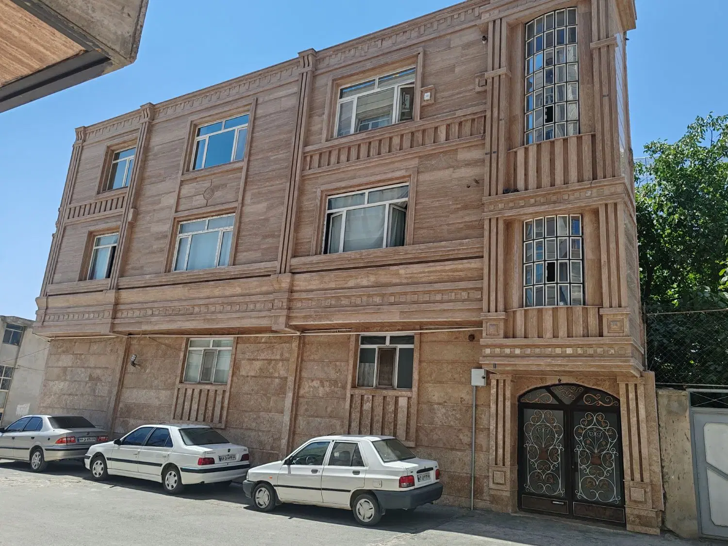 فروش واحد آپارتمان