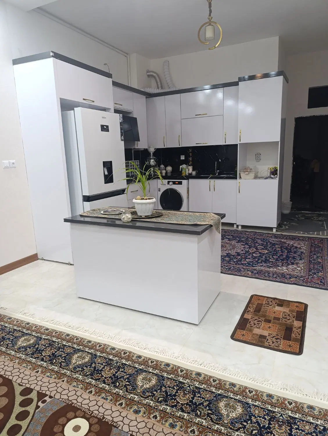 آپارتمان نوساز ۷۰ متری