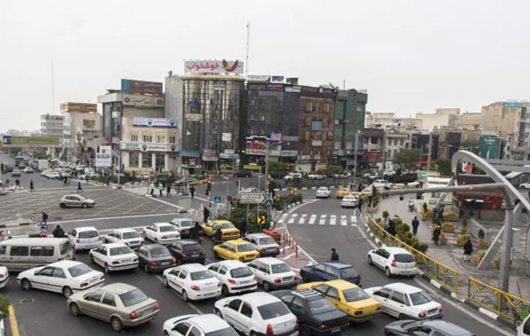 موقعیت تکرار نشدنی بر میدان پونک